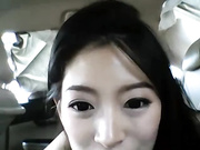 华裔女神asia_fox,大白天竟在私家车里玩电击，痉挛抽搐，尖叫也不怕别人听到，完整版