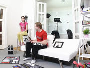 18岁少女成年礼性爱玩弄大鸡巴骑乘侧入高潮