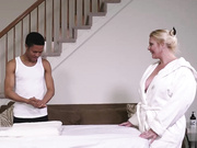 性感按摩付费潮吹和肛交是人妻喜欢每天的抽插