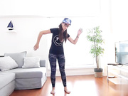 清新纯真情绪娃娃正在被她的继姐吃掉她的小穴