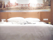 极品美乳小萝莉角度专业抠穴后入近景展示