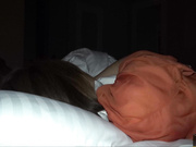 【精品推薦】顏值清純妹子和閨蜜私會約見網友被灌醉帶入酒店 脫光光玩弄肏完一個肏另一個 太刺激了 1080P高清原版