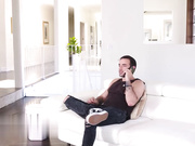 我最好的朋友让我内射她的紧猫，以报复我的前任