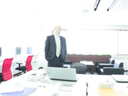 [YMDD-398] 毎日上司にいびられているボクは、上司の嫁を性のはけ口にする事で優越感に浸ります… 美咲かんな - 3of5