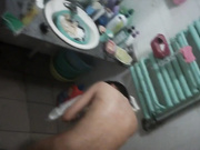 精品推薦 猥瑣小夥窗臺前手機拍攝合租房幾位姐妹脫衣洗澡噓噓 雪白肌膚堅挺美乳看得讓人欲火焚身～720P高清