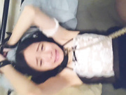 开阳高中双马尾白虎学妹酷爱大洋屌穿着性感情趣女仆装被外教老师各种姿势操深喉颜射脸上