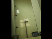 馬戲團公共公廁拍攝到的各式美女少婦尿尿 形態各異逼逼看得讓人欲火焚身 720P原版高清