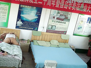最新流出-某保健用品店攝像頭黑客破解拍攝到的禿頂大爺和老相好在保健床上偷情 玩得太嗨了 1080P高清