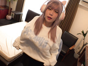 [MUKC-084] 萌え袖 細身美脚 中出し放題 従順コスプレ少女を猛烈にハメ倒す 絶対着衣性交 円井萌華【破解】 - 1of5