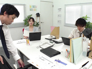 [MIAB-418] 戳中我性癖的美腿女上司用真空直穿丝袜挑逗 我败下阵来 被她用居高临下的痴女眼神对待【破解】 - 1of5