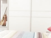 手机直播身材超好年龄不大漂亮妹子涵宝宝穿着情趣装自慰扣逼大秀