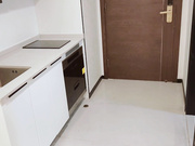 ✅白嫩甜美学姐女神『爱玩熊熊』极品白虎女技师上门提供特殊服务 掀起小短裙掘好小屁屁迎接大鸡巴冲刺