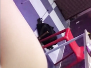 大学生妹妹被肥宅大叔灌醉酒带回酒店，各种姿势玩弄调教，妹子奶子确实不赖