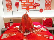 32岁的亲姐再次成婚・新婚前夜把我叫到身边说姐姐今晚最后一次给你