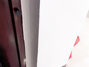 剧情演绎】小嫂子来家中做客，想要休息毫不客气 半推半就拔掉内裤掏出鸡巴直接无套后入，艹爽了就是双向奔赴