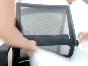 良家小少妇深夜的诱惑，逼逼很肥水很多，听狼友指挥揉着奶子各种道具抽插蹂躏骚穴，自己抠的淫水泛滥真刺激