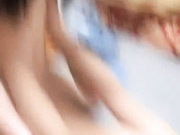 真疯狂！东北二嫂为了圈粉邀请闺蜜大战3男,看见闺蜜操的快不行了自己也加入战斗玩5P说：那个硬的先干逼,射的先回家!