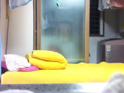 和白皙粉红乳头的大奶女友在家里温情打炮