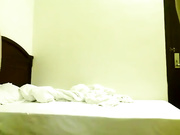 和年轻的妹妹开房,妹妹特别兴奋