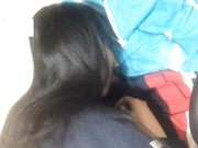 现在的学生真早熟 女生直接帮男友在教室里口爆