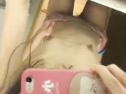 苗条性感的黑丝高跟美女和微信网友酒店私会,上去就口爆,对着镜子爆操后又被射颜,自己还用手机拍摄.高清无水印