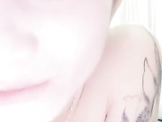 在东莞做鸡的兼职女主播直播连续接客有狼友问她一天接多少个，她居然说行行出状元