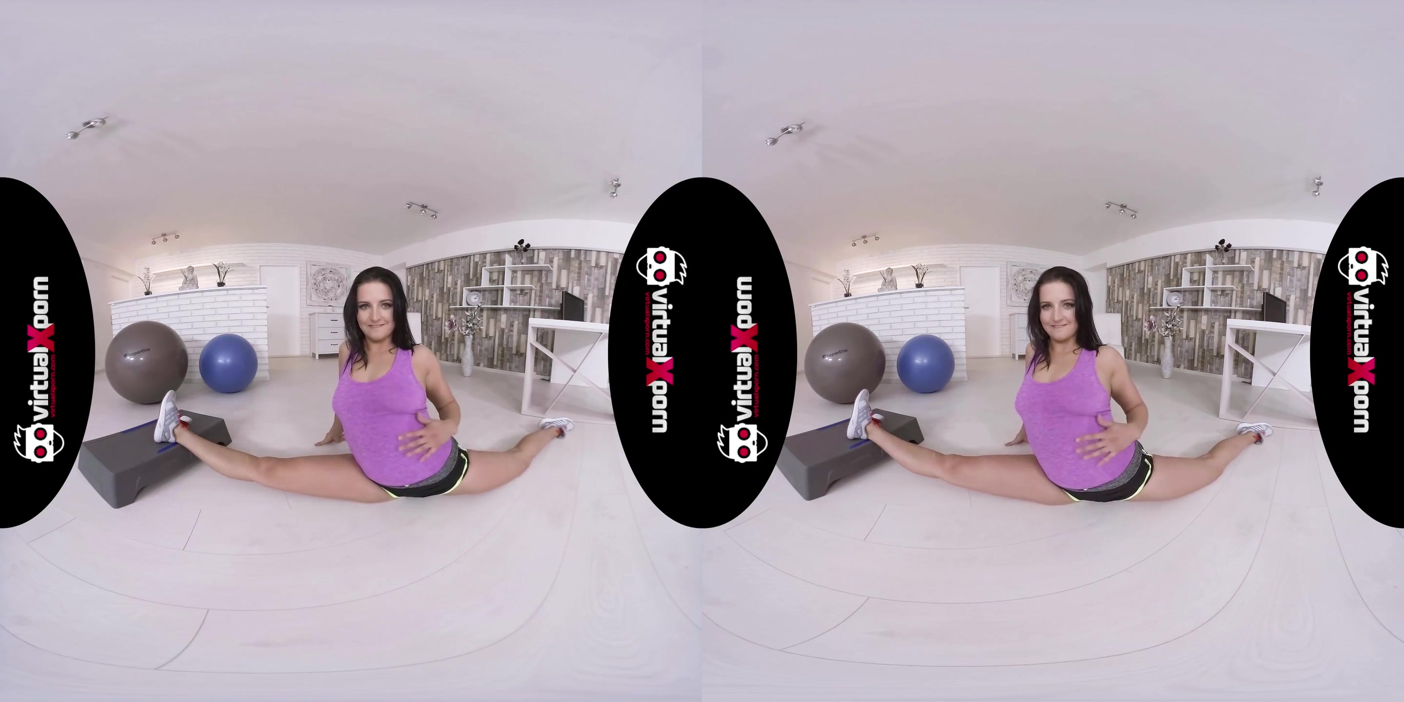 virtual flexi stretching with cute teen Asdis Loren