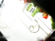 新鼎盛厕拍49女生上厕所那么久都是在玩手机