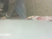 棚户区底层嫖妓小超市老板娘借着超市打掩护偷偷在小暗房接客对白有趣