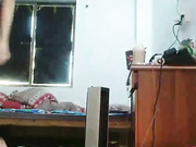 外表清纯甜美高颜值主播妹纸垫着姨妈巾玩直播透明肚兜很会挑逗男人大长美腿就能玩虚脱洗澡诱惑对白清晰