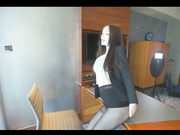 【果哥出品】极品豪乳女神颜瑜Yuki撅黑丝美臀遭咸猪手“白金版”高跟西装性感纹身 超级骚 高清1080P完整版