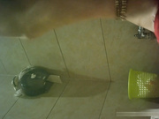 最新流出云上会所高清系列颜值高跟妹子貌似把内裤弄湿了用纸巾拼命插