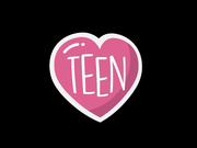 拉丁少女把大鸡巴吸爽了再让精液射脸上