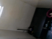 外站流出国内牛人潜入某大厦办公楼女厕偷拍出来故意搭讪拍脸