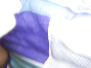 度娘流出娇小可爱的学院美女和男友啪啪,男的用淫语挑逗,要找朋友一起操她,边干边拍,淫叫：太深了,不要了,别拍我