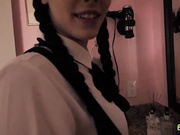 扎着两个辫子国外漂亮妹子叫大屌男起床JJ硬了 来一发第一视角各种姿势猛插