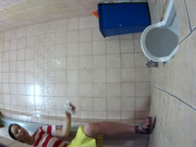 女厕偷放固定针孔摄像头偷拍两个颜值还可以的妹子方便