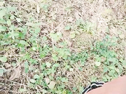 两个农村留守村姑小姐妹户外勾引在果园工作的农民伯伯野战妹妹的 奶子大 够骚对白清晰