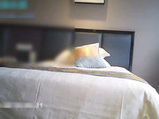 高颜值女神范平面模特雪儿,第一次偷偷出来和摄影师约炮,被干的高潮不断,挑战高难度动作倒挂金钩.漂亮!