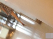 经典盗摄视讯 商超妆容品专区偷录美女裙底风光 超清1080P