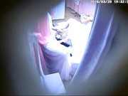 社会小情侣一进开好的房间 就急不可耐的抱在一起 打了好几炮