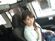 [JUY-201] 隱蔽的大屁股F罩杯招牌太太AV初次亮相！！ - 2of5