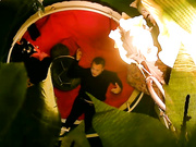 自然风酒店有点昆山龙哥感觉的霸气纹身社会大哥啪啪身材娇小的妹子舔舔再干打炮不知像不像他纹身一样猛