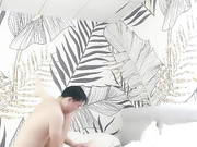 老哥越南约了个高颜值苗条妹子再来第二炮 骑乘后入站立抽插大力猛操非常诱人