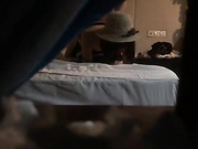 可爱TS雨欣被男生酒店约炮，男生一开始还以为是个漂亮卡哇伊的女孩，没想到见到大屌被惊到然后一番惊喜！