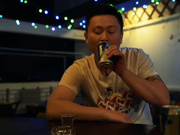 国产AV巨作闺蜜归ME 失恋男借着酒意上了女友闺蜜 再干一次就去结婚