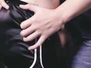 国产AV剧情寂寞女友性欲太强帮男友网购内裤也能让小穴湿透