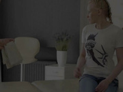 最新流出18Girls精品S级性感身材麻花辫白嫩美少女SPA店享受男技师精油按摩被按出欲望主动掏J8大战画面诱