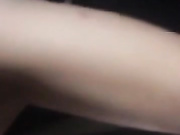 饥渴丰满少妇主播晚上出击勾引个像猪肉佬的胖司机路边车震对白有趣