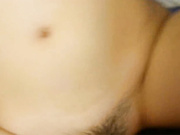 约炮朋友E奶女友 勾搭了一个多月终于在朋友出差时出租屋里操了她, 看她害羞又享受的样子忍不住连操2次淫荡对白